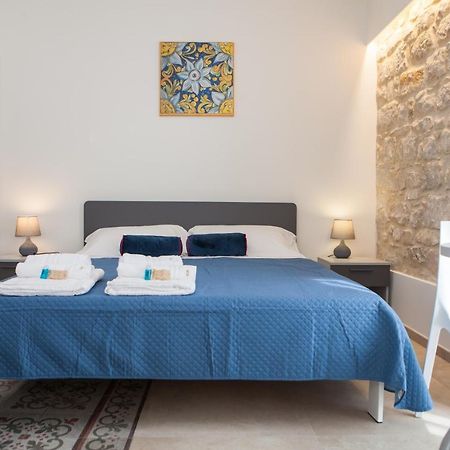 Candelieri19 Modica Bagian luar foto